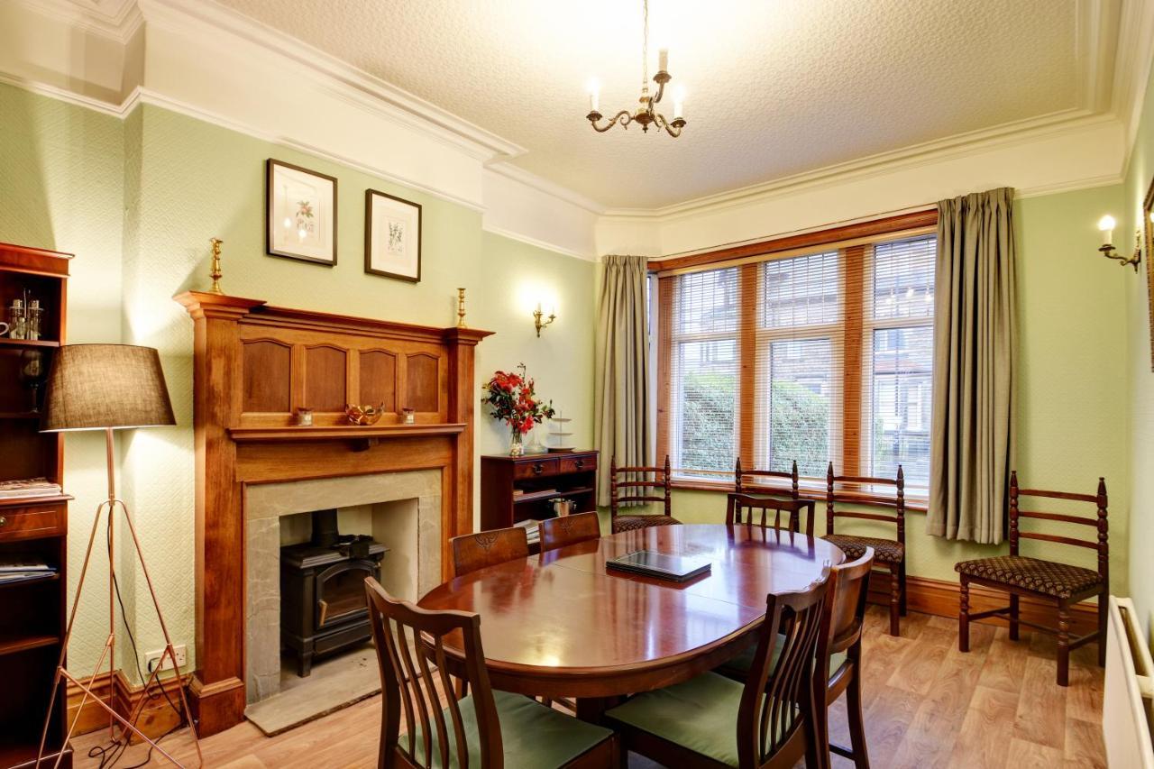 Spacious Victorian Townhouse Near Hcc With Off Street Parking Harrogate Exterior photo